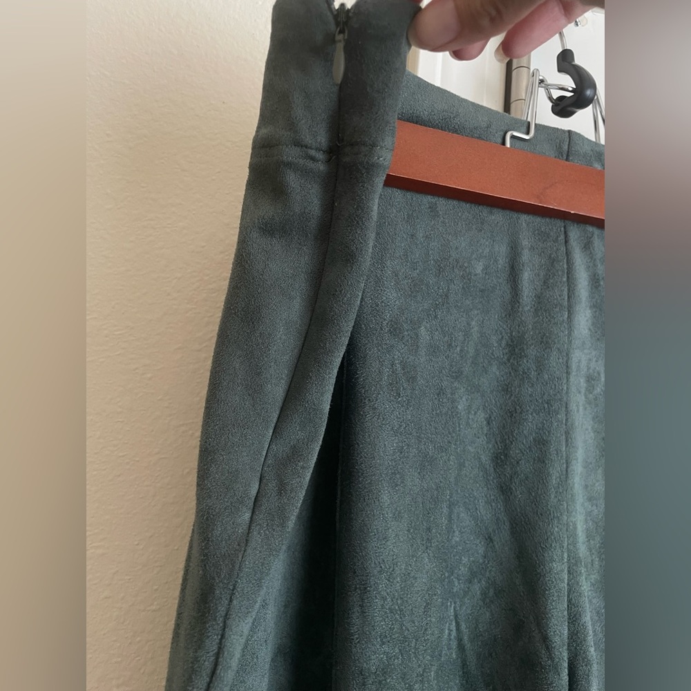 Gianni Bini Maureen Faux Suede Flare Bell Bottoms high Waist Pants size Large - Picture 4 of 8